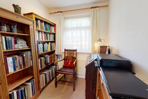 46 Farncombe Way, Whitfield, Dover, CT16 3NT