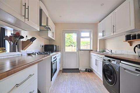 5 Burnsall Close, Worcester, WR4 0BD