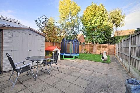 5 Burnsall Close, Worcester, WR4 0BD