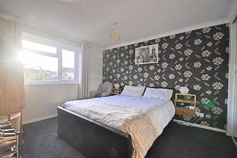 5 Burnsall Close, Worcester, WR4 0BD