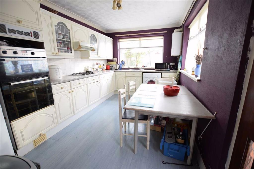 Torrington Street, Grimsby, North... 3 bed terraced house £75,000