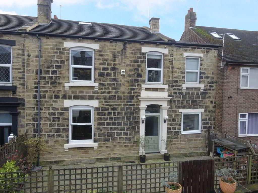 Sunfield, Stanningley, Pudsey 3 bed terraced house £280,000