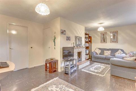 42 Longcross, Pennyland, Milton Keynes, MK15 8AP