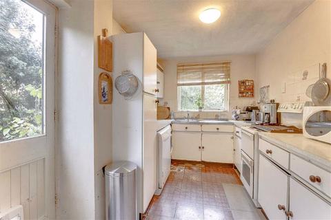 42 Longcross, Pennyland, Milton Keynes, MK15 8AP