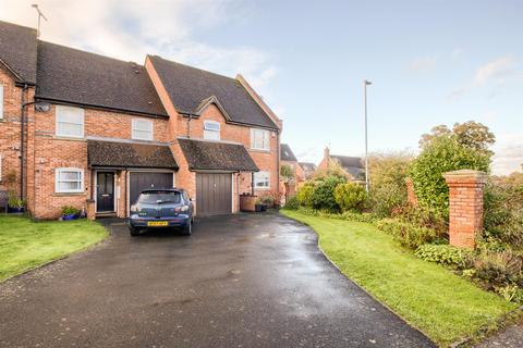 2 Dorsington Close, Hatton Park, Warwick, CV35 7TH