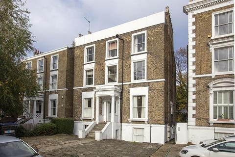 Flat 4, 7 De Crespigny Park, London, SE5 8AB