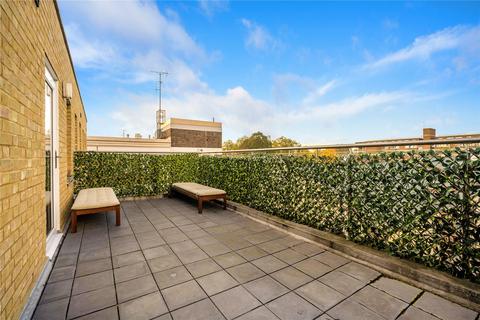 Flat 6, Fathom Court, 24 Stepney Causeway, London, E1 0JW