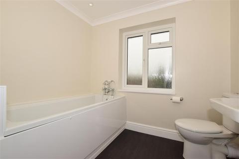 5 Baron Close, Gillingham, ME7 1TH