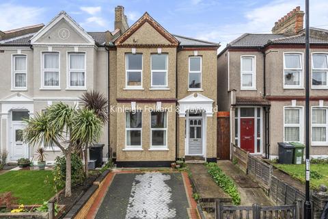 35 Balloch Road, Catford, London, SE6 1SP