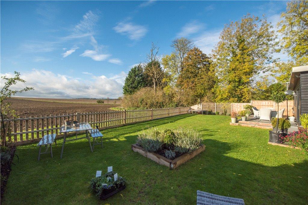 Garden & Views
