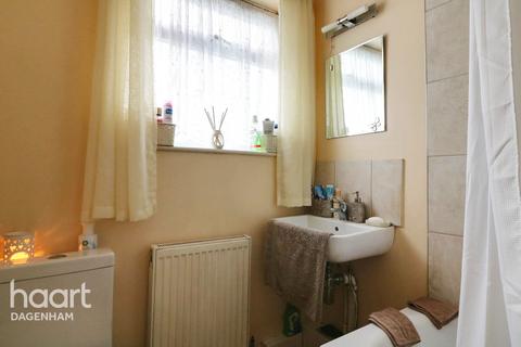 49 Third Avenue, Dagenham, RM10 9BE