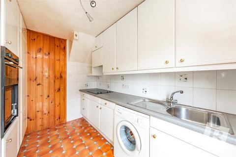 15 Halcyon Way, Hornchurch, RM11 3ND