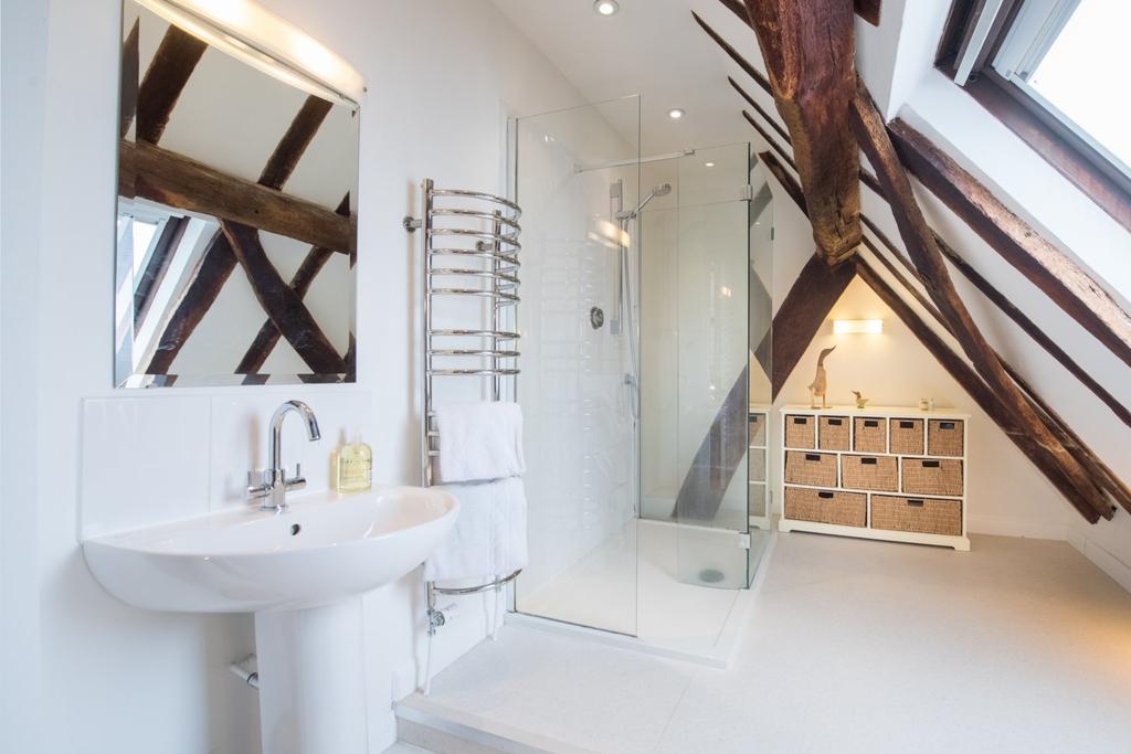 En Suite Shower Room