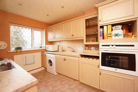 88a Abbey View Road, Sheffield, S8 8RH