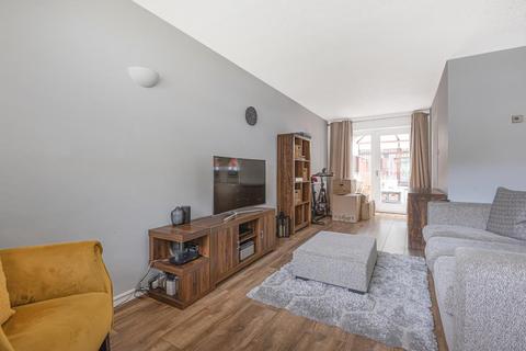 6 Stanmore Close, Ascot, SL5 9EU