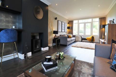 5 Rutland Gate, Bromley, BR2 0TG