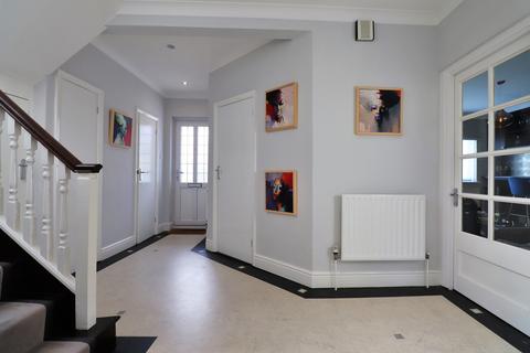 5 Rutland Gate, Bromley, BR2 0TG