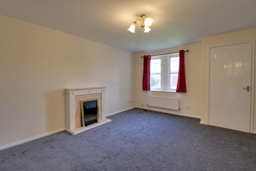 Beltony Drive, Coppenhall, Crewe, CW1 3 bed semidetached house £725