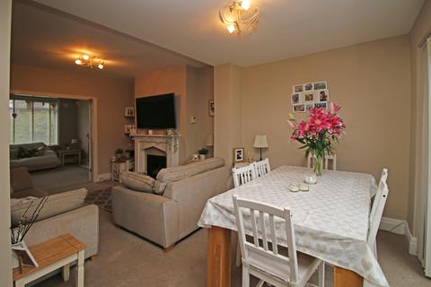 10 Cedar Avenue, Thornton-cleveleys, FY5 2HZ