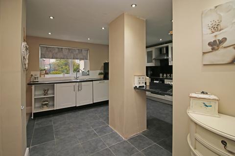 10 Cedar Avenue, Thornton-cleveleys, FY5 2HZ