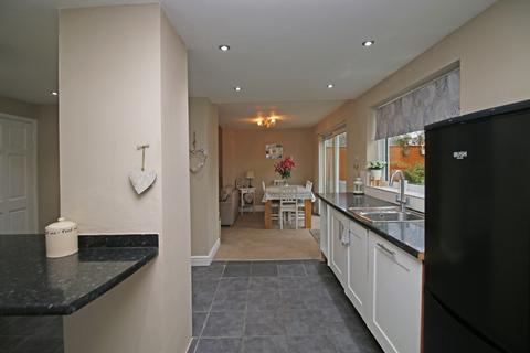 10 Cedar Avenue, Thornton-cleveleys, FY5 2HZ