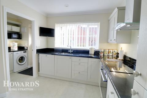 1 Beech Court, Long Stratton, Norwich, NR15 2WY