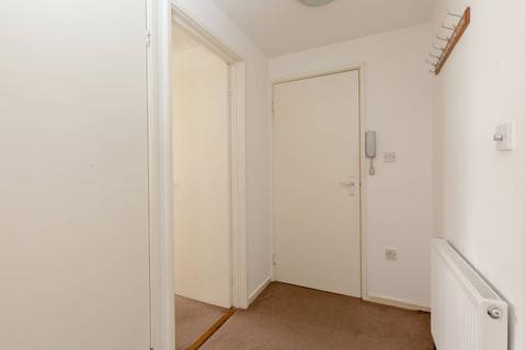 17/4 Bughtlin Loan, Edinburgh, EH12 8UZ