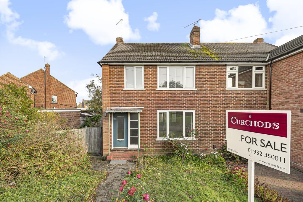 Fullerton Road, Byfleet, West Byfleet, KT14 3 bed semidetached house