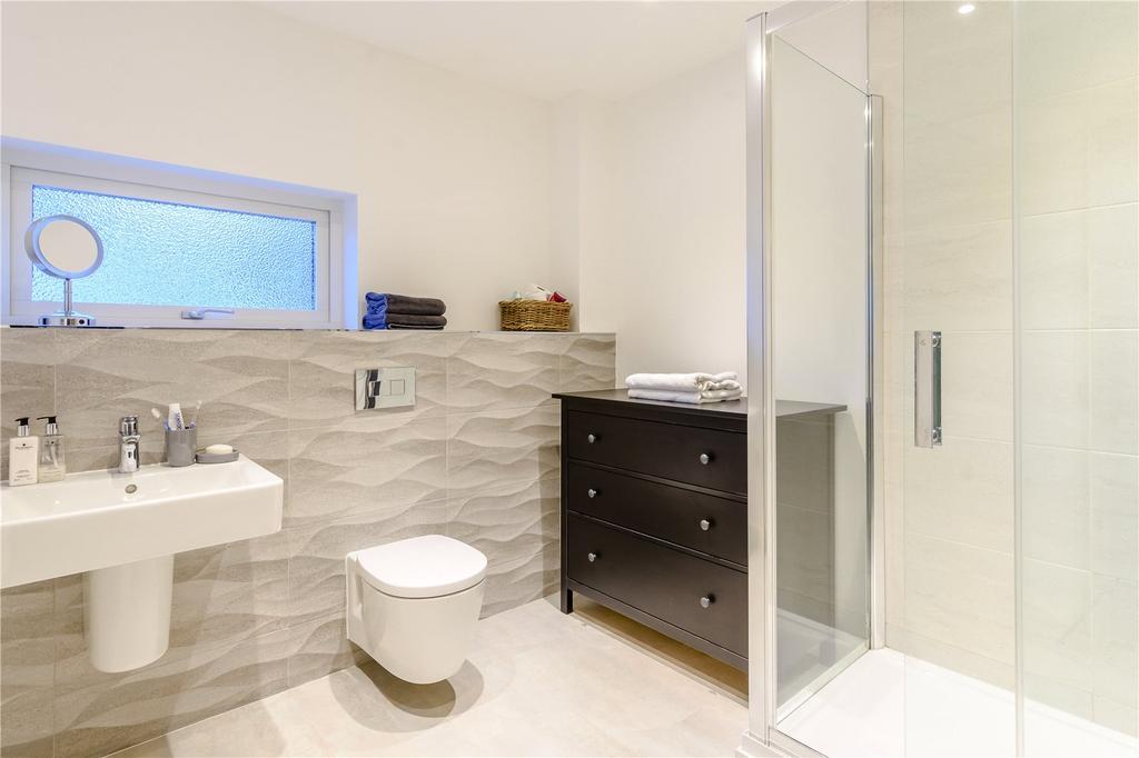 Master En-Suite
