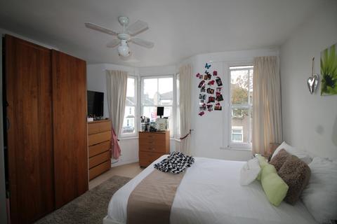 22 Durham Road, London, E16 4NF