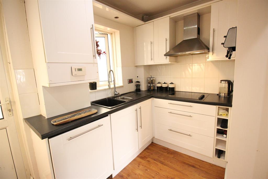 Kitchen 4