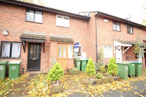 35 Walsham Close, London, SE28 8ND