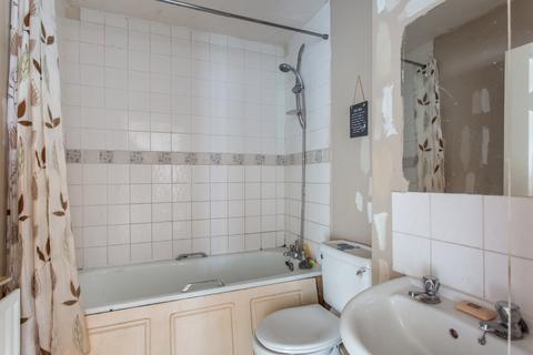 Flat 6, 2 Bishops Way, London, E2 9HB