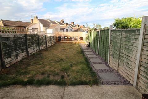 33 Adelaide Road, Gillingham, ME7 4NJ