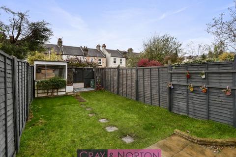 18 Bredon Road, Croydon, CR0 6JH