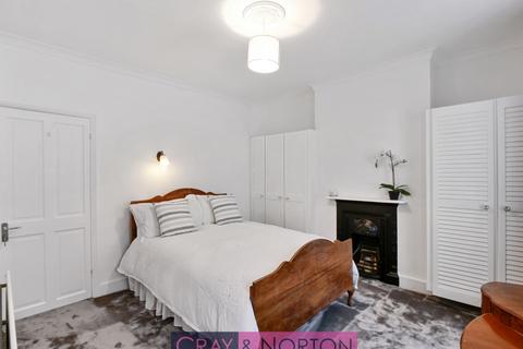 18 Bredon Road, Croydon, CR0 6JH