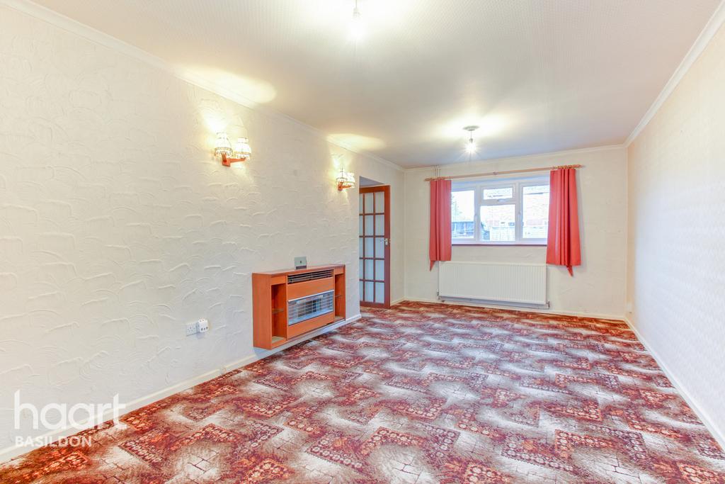 Honeypot Lane, Basildon 3 bed terraced house £275,000