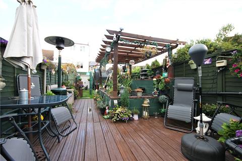 28 Cobden Road, London, SE25 5NX