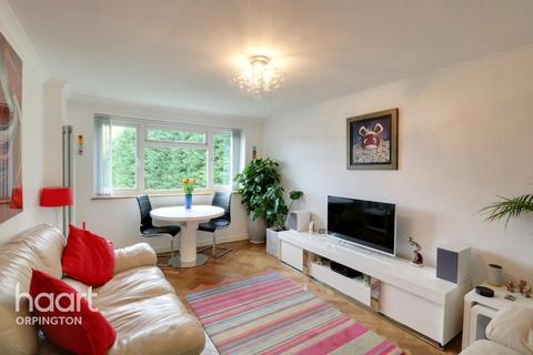 14 Clifton Close, Orpington, BR6 7DQ