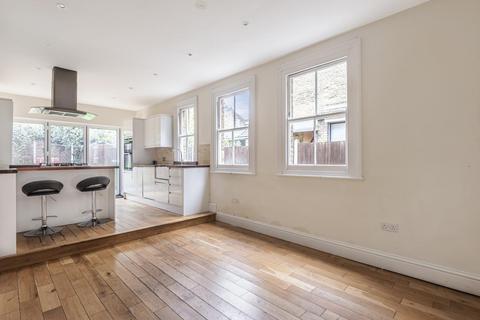9 Thurlestone Road, London, SE27 0PE
