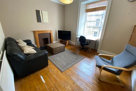 2 bedroom flat to rent, Drumdryan Street, Tollcross, Edinburgh, EH3