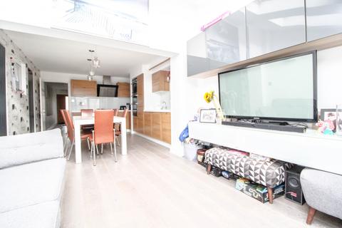 22 Regency Court, Brentwood, CM14 4LU