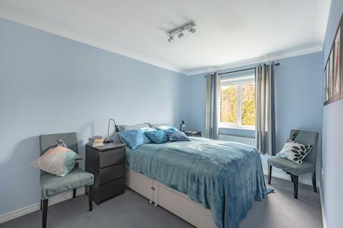 37a Princes Road, Weybridge, KT13 9BH