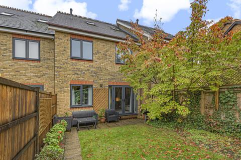 37a Princes Road, Weybridge, KT13 9BH
