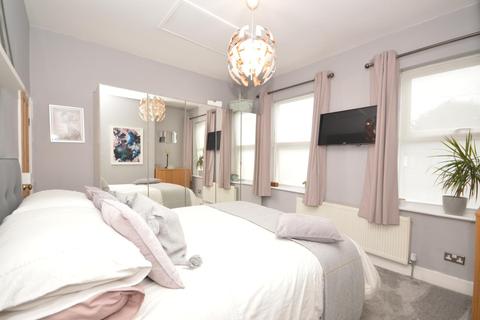 73 Essex Road, Romford, RM7 8BB