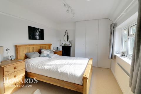 11 Church Road, Topcroft, Bungay, NR35 2BH