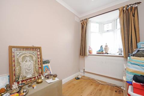 60 Norton Avenue, Surbiton, KT5 9DY