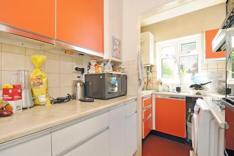 60 Norton Avenue, Surbiton, KT5 9DY