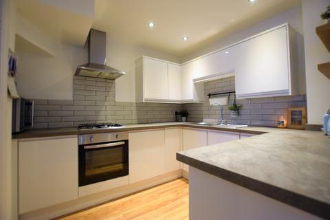 21 Hatherleigh Road, Exeter, EX2 9LF