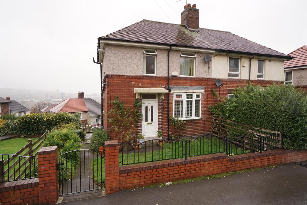 Myrtle Road, Heeley, Sheffield, S2 3HP 2 bed semidetached house £125,000